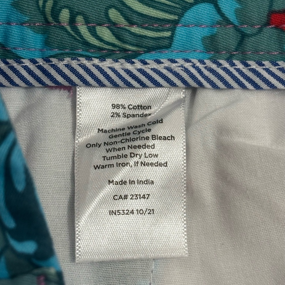 Talbots Relaxed Chino Floral Women's Shorts Size 12 - Picture 6 of 6